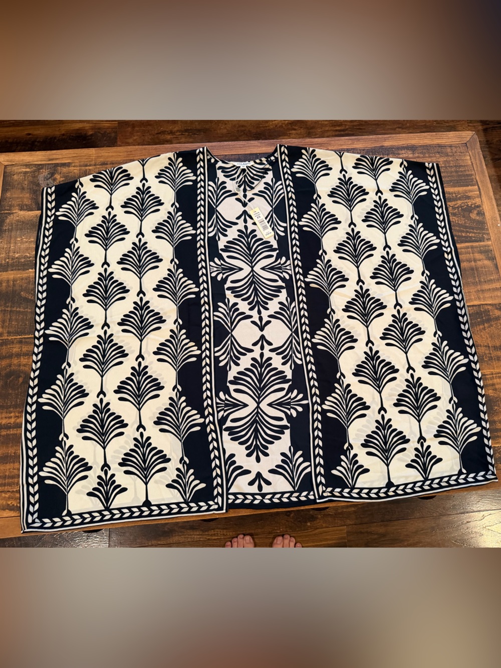 Max Studio Black and Cream Botanical Print Kimono Tunic